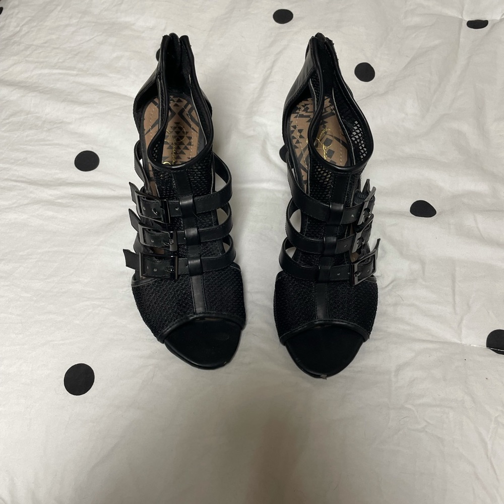 Jessica Simpson strappy heels size 6